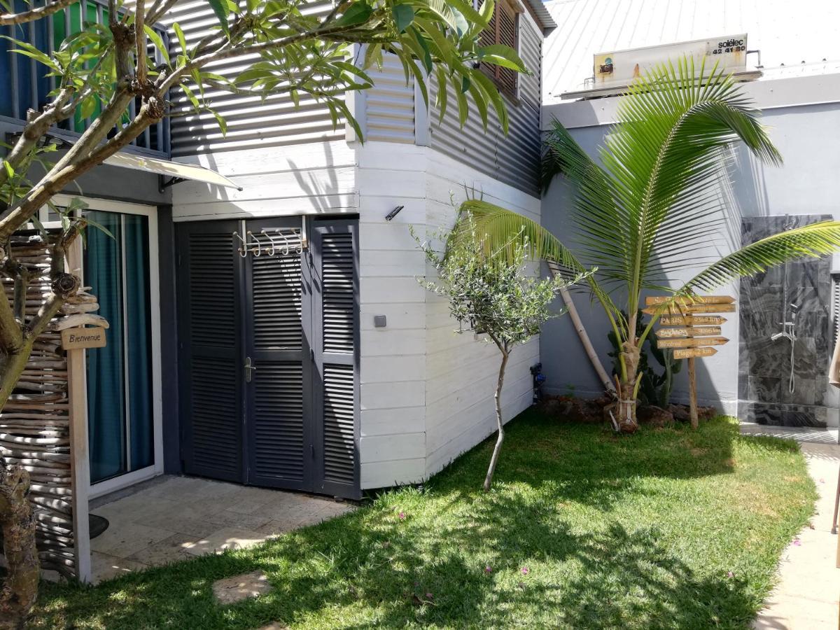 Appartamento studio indépendant dans propriété avec piscine et wifi Saint-Gilles-les Bains Esterno foto