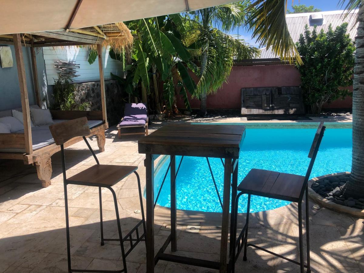 Appartamento studio indépendant dans propriété avec piscine et wifi Saint-Gilles-les Bains Esterno foto
